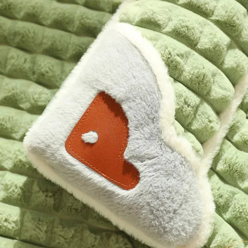 Washable thermal dog mat for large dogs with detachable cover in four sizes