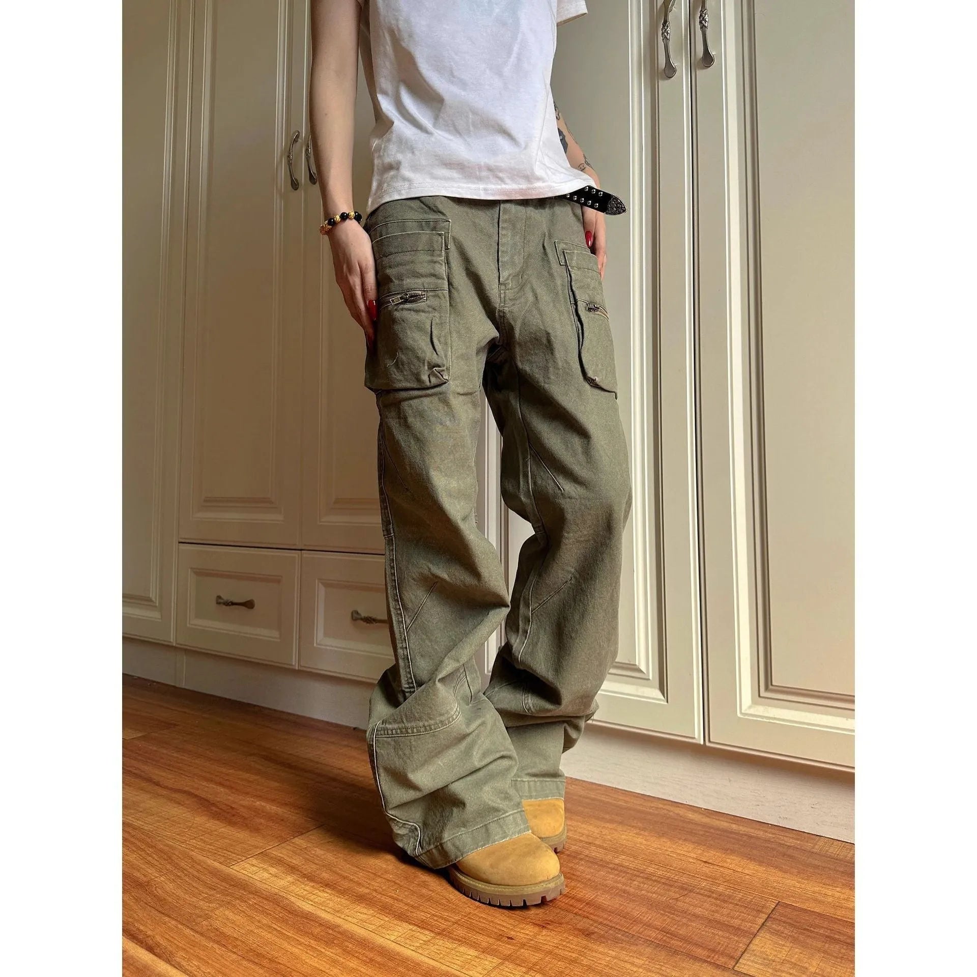 Green casual trousers with double zipper workwear design and elastic waistband