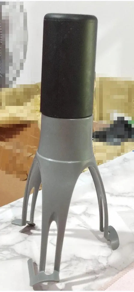 Green automatic cooking mixer utensil for sauces and soups with self-stirring design