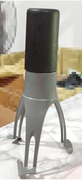 Green automatic cooking mixer utensil for sauces and soups with self-stirring design