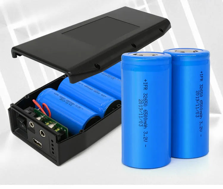 LF4100 lithium iron phosphate battery unit with charger and connection cables