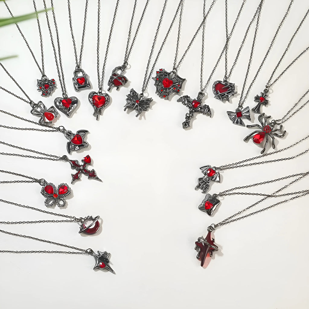 Halloween spider pendant necklace on regular chain, zinc alloy with electroplated blood moon colour finish, dark style