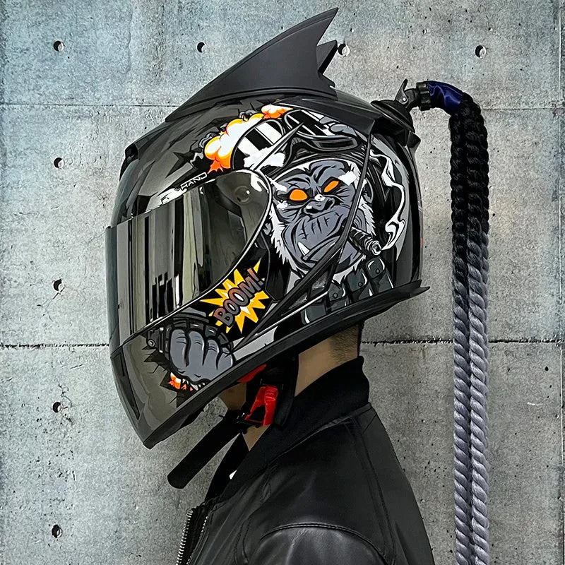 Couples motorcycle helmet full face design in ABS with graphic patterns