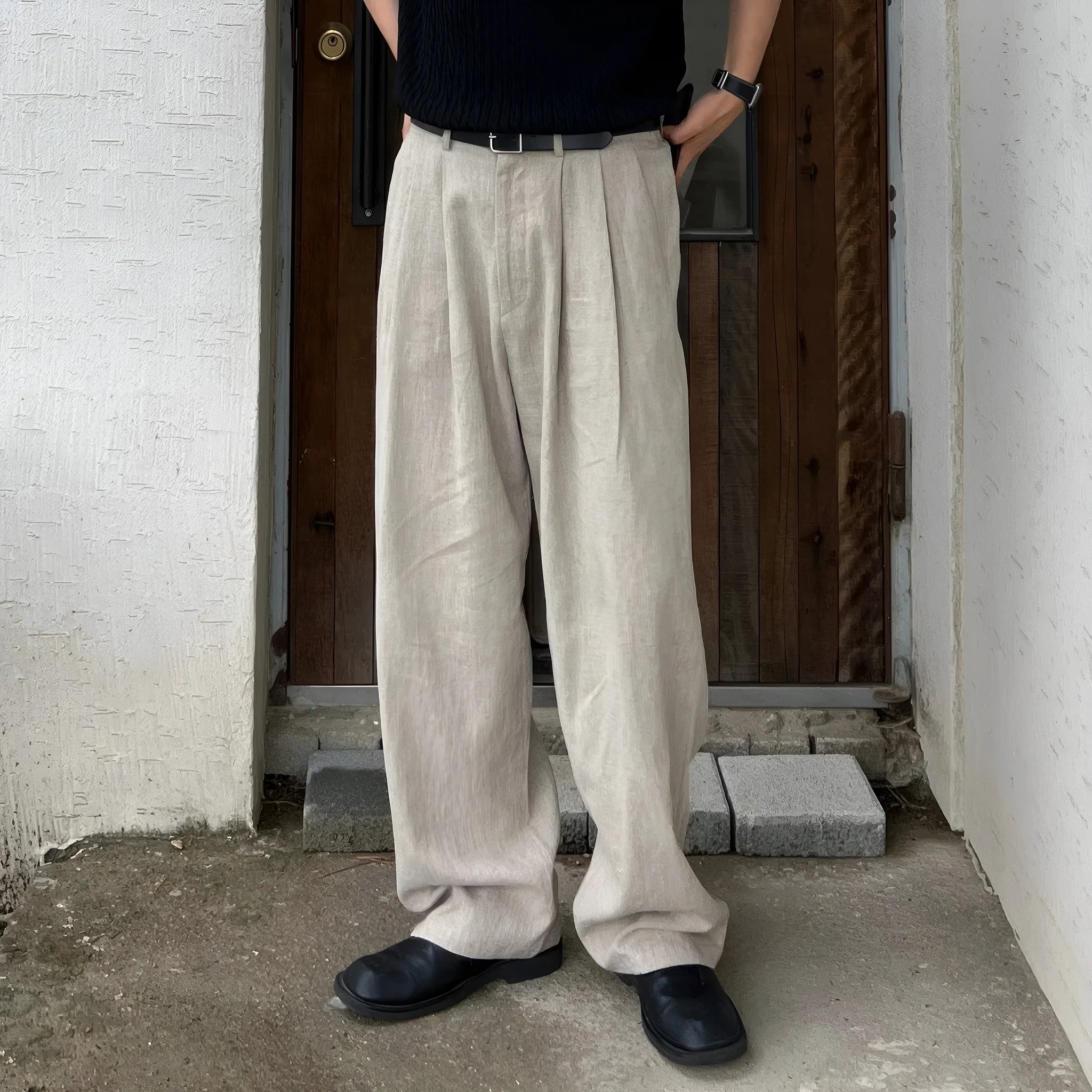 Army green men's leisure trousers with drawstring waist in Japanese style