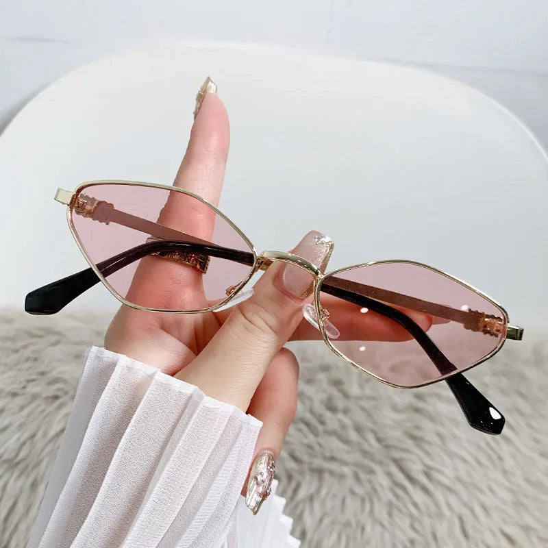 Metal small frame cat eye sunglasses with gold frame and grey lenses