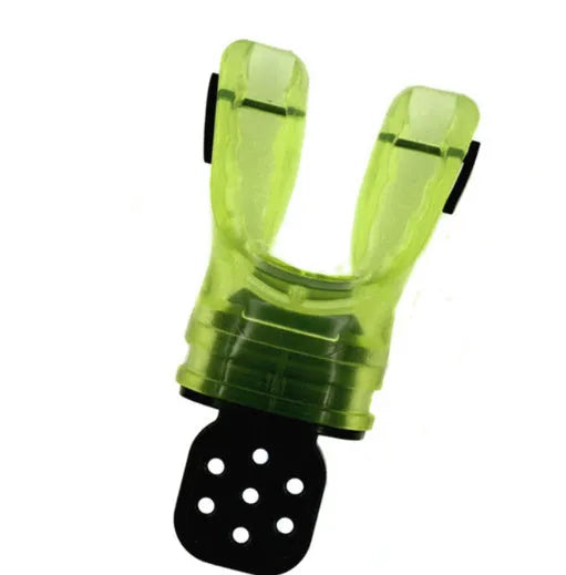 Plastic free diving mouthpiece made from edible silicone measuring 110mm length