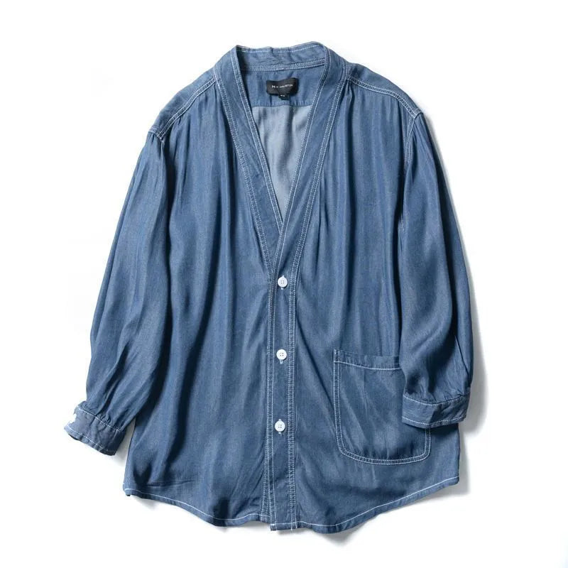 Men's dark blue casual denim coat with three-quarter sleeves and V-neck