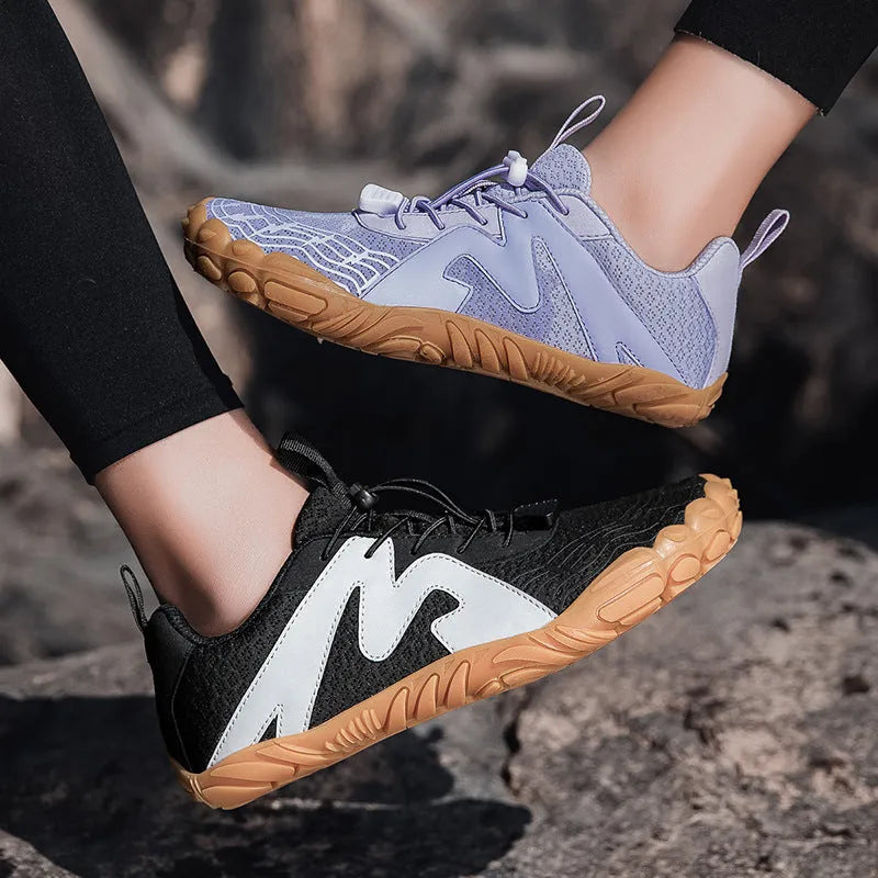 Couple sports climbing shoes in A83 colours with Flyknit lining and rubber soles