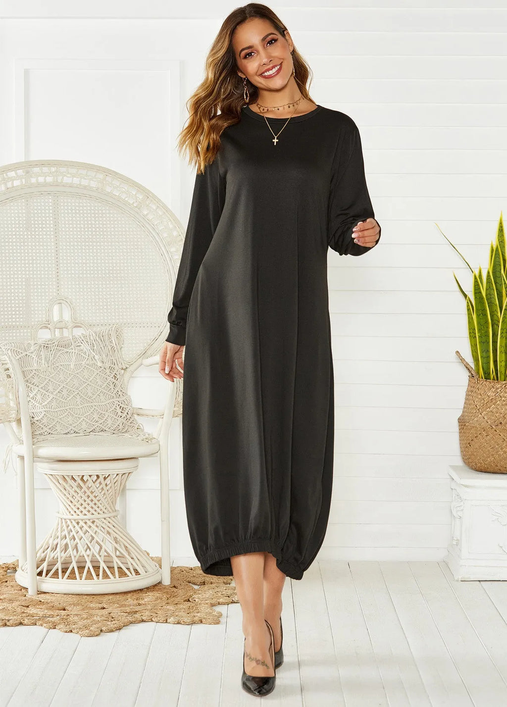 Black loose lantern dress with lace-up crew neck, polyester knit fabric, Japanese Korean casual style
