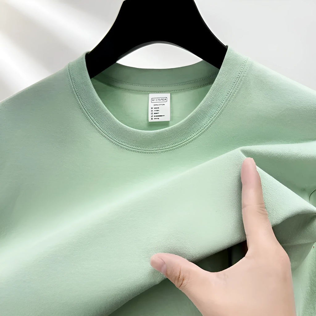 Men's thin cotton drop shoulder t-shirt in solid colour on hanger