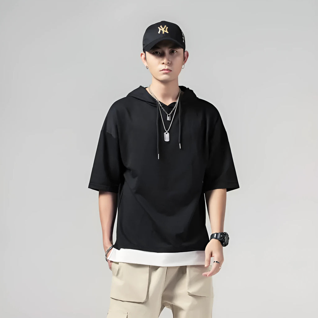 Solid colour loose fit hooded men's short-sleeved T-shirt in black with 3/4 sleeves