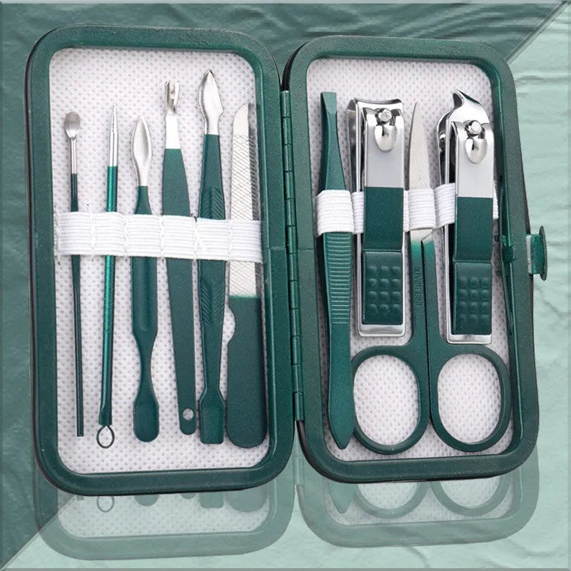 Emerald green nail clippers set in storage case with stainless steel and carbon steel manicure and pedicure tools