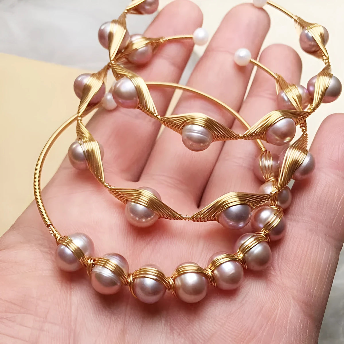 Women's freshwater pearl bracelet unisex style travel commemoration gift first model
