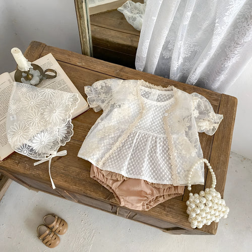 Baby girl flying sleeve top and bloomer shorts two-piece cotton set in creamy white with lace trim