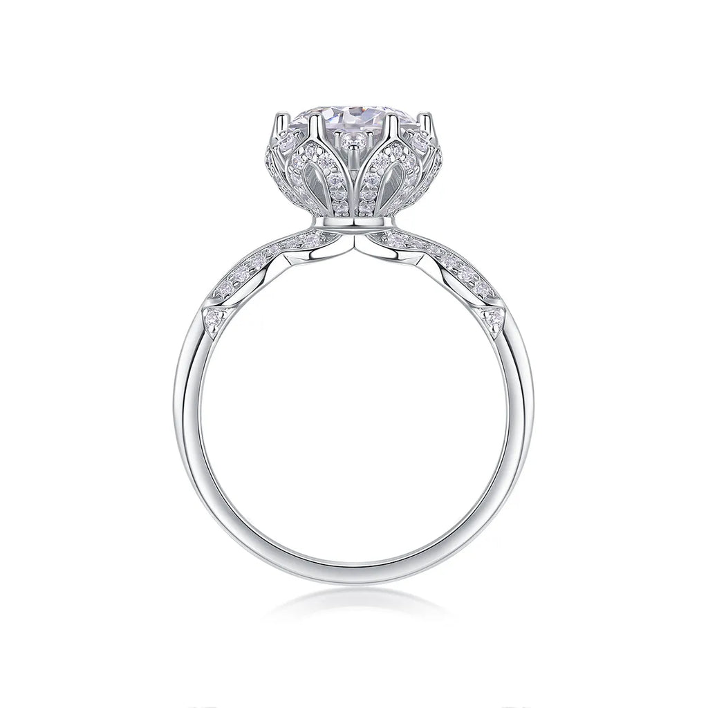 Life Theater 2 carat moissanite wedding ring set S925 silver platinum plated on white background