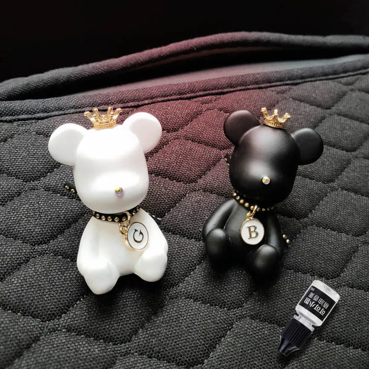 Black rivet bear shaped gypsum car perfume accessory clipped onto vehicle air outlet
