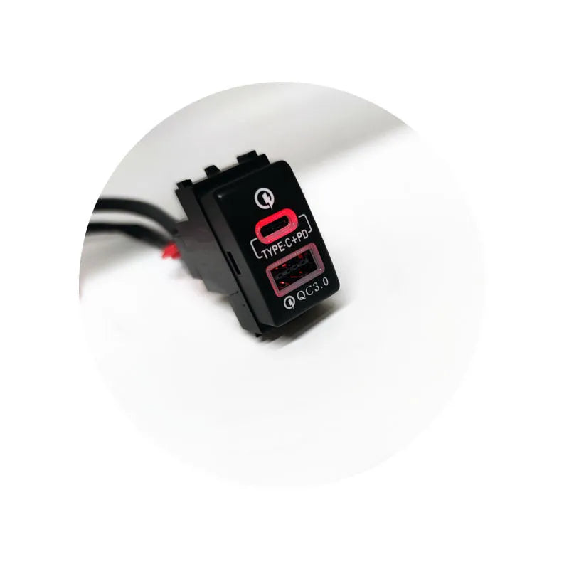 Portable Household PD Fast Car Charger with QC3.0 Fast Charging and Wired Snap-On Design for In-Car Device Charging, Double Fast Charge Model