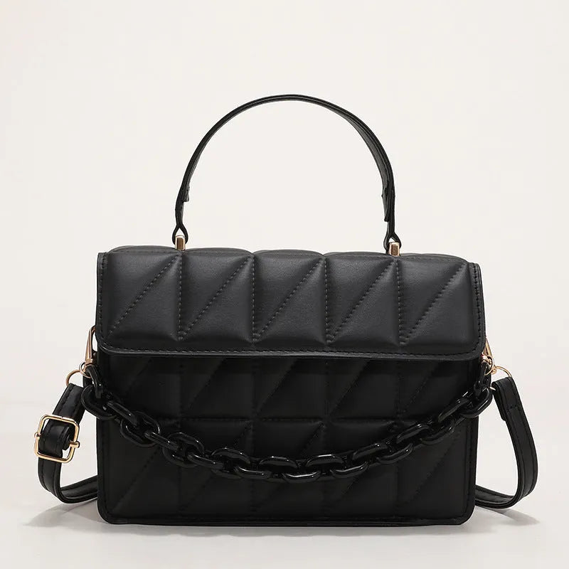 Casual PU shoulder messenger bag in black, square shape with single strap, 21x15x7cm