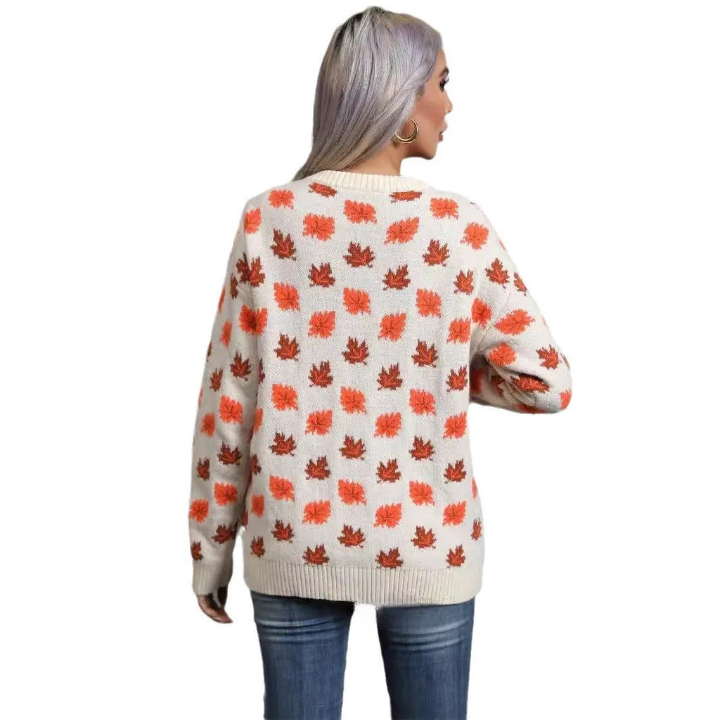 Maple leaf Christmas round neck sweater in beige and dark green loose street fashion style