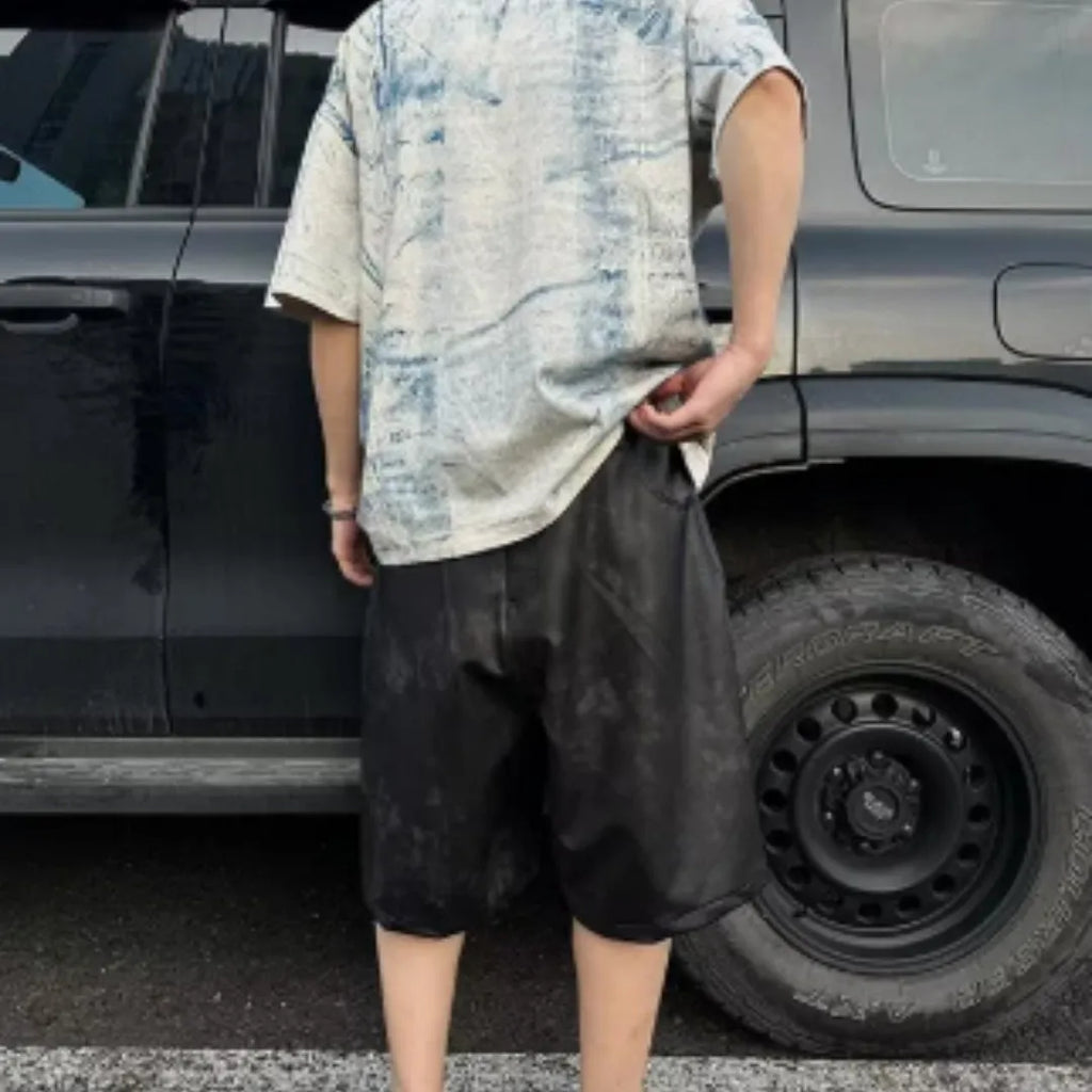 Korean loose-fit polyester t-shirt in solid colour with round neck and short sleeves