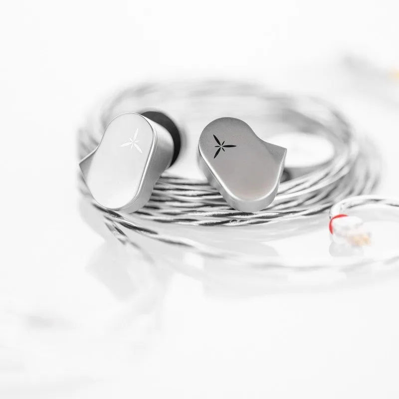 HiFi advanced earphone with interchangeable cable, 1.2m lead, blue colour, and 3.5mm plug