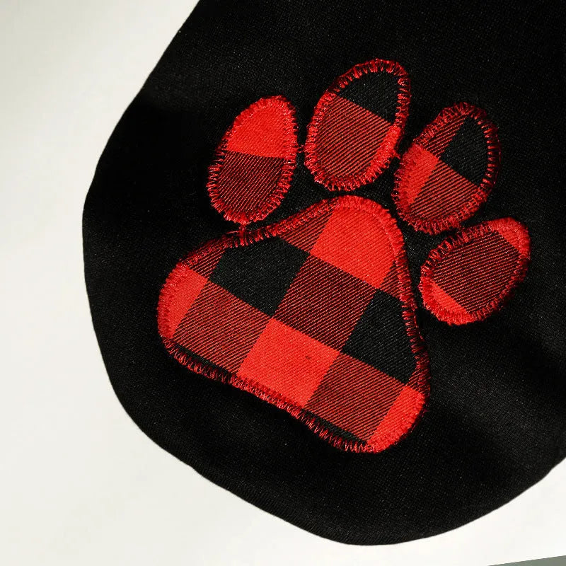 Black plaid polyester dog sweater for autumn and winter, Europe and America style, available in multiple sizes from XS to 5XL