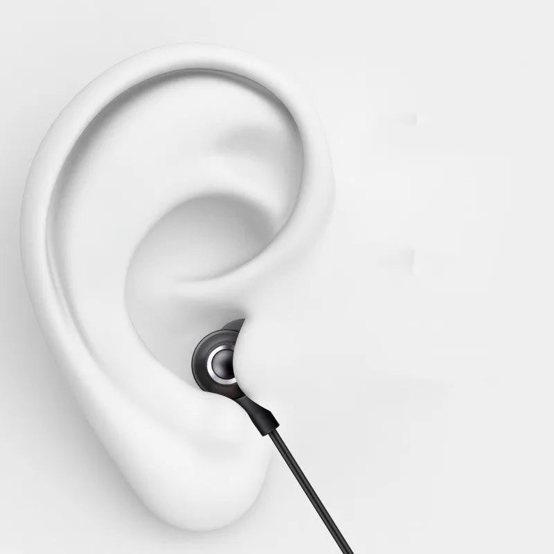 In-ear wired headphones with 3.5mm straight plug, 1.2m TPE cable, and silicone ear tips