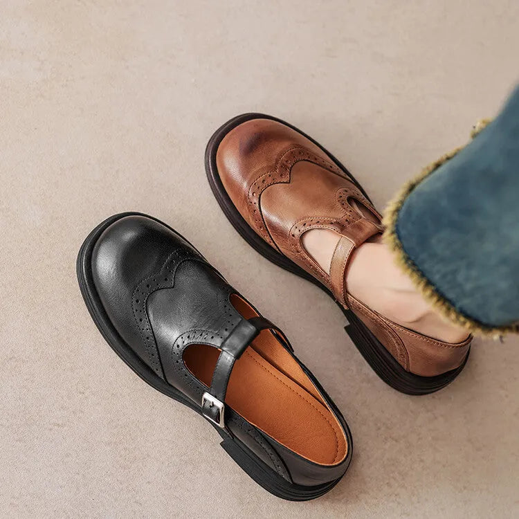Women's black and brown British style flat leather shoes with round toe design