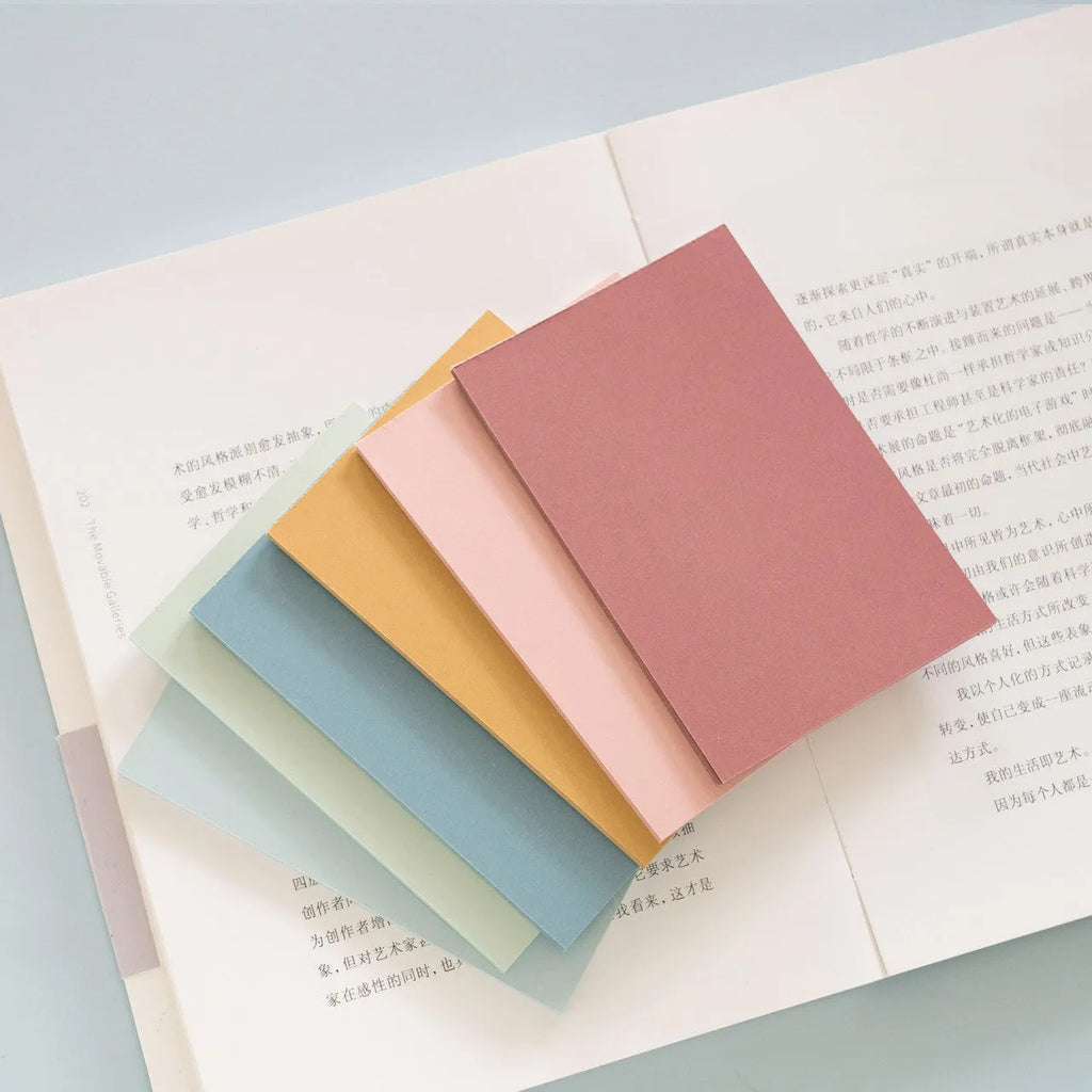 Large red self-adhesive Post-it Notes showing 12cm x 8cm measurement and six-colour assortment