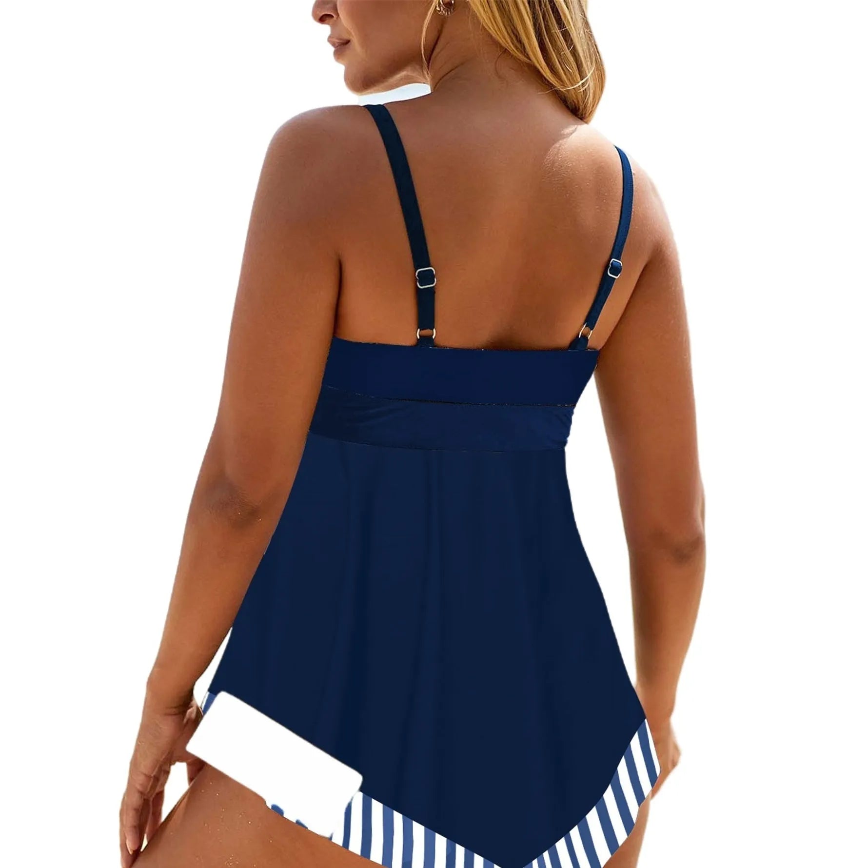 Plus size green quick-drying polyester two-piece bikini swimsuit on a mannequin.