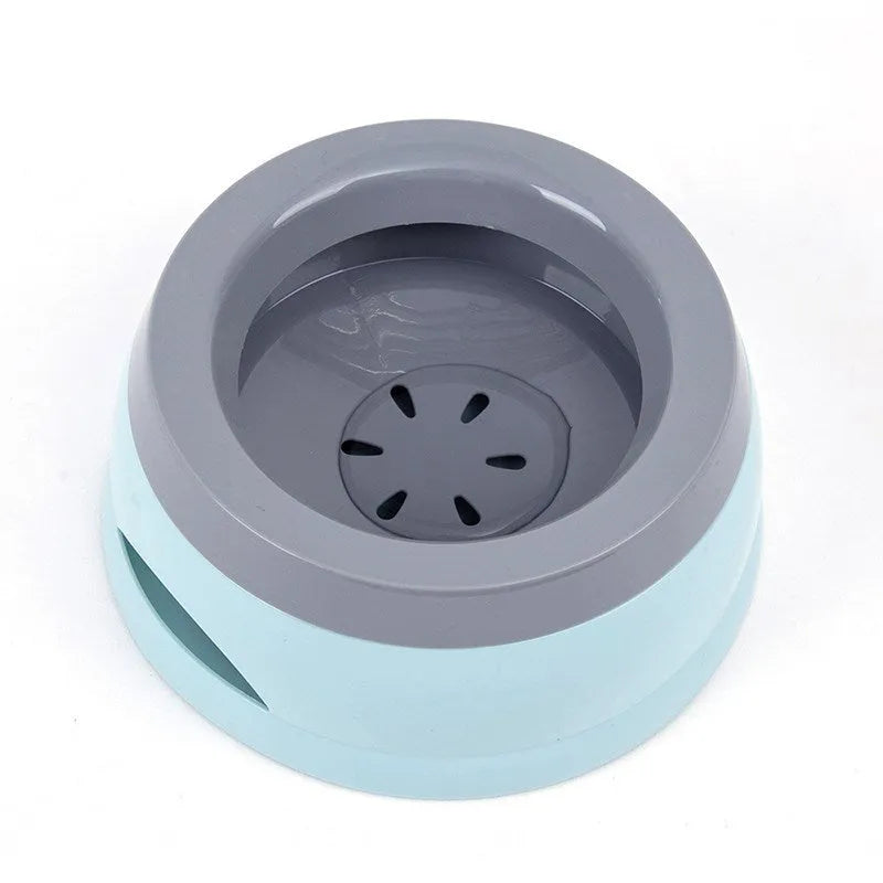 Blue no-spill floating pet water bowl with 750ml capacity for dogs and cats