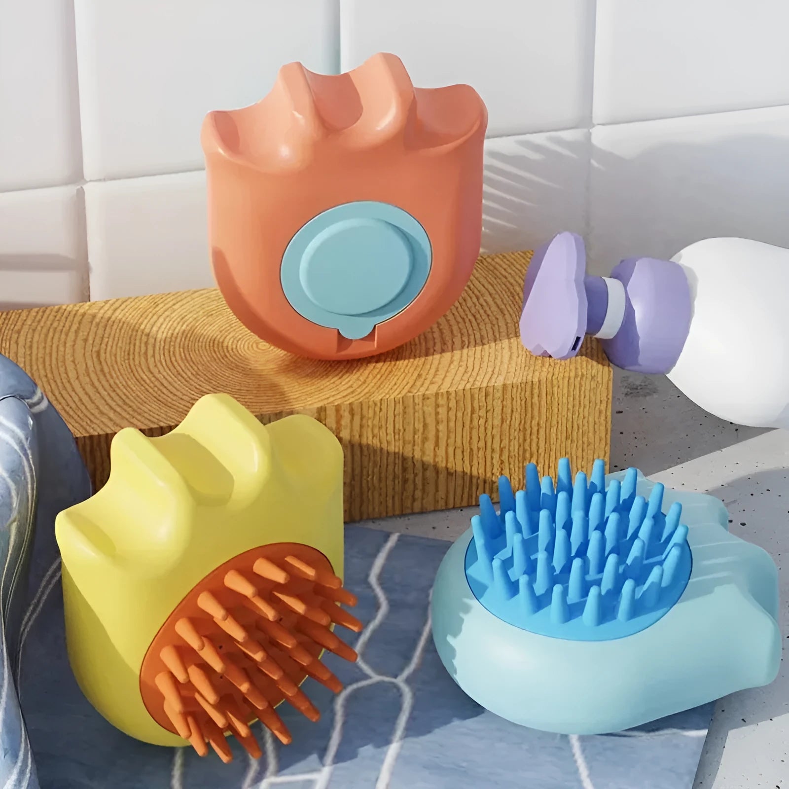 Pet bath brush massage comb with built-in shampoo box for cats and dogs