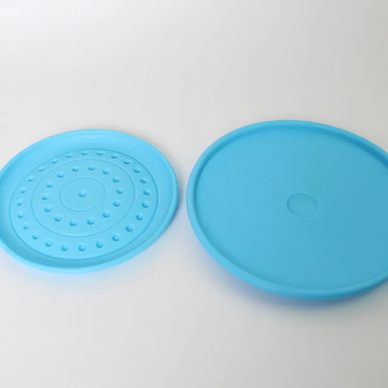 Plastic dog Frisbee flying disc for fetch in green colour, large size option
