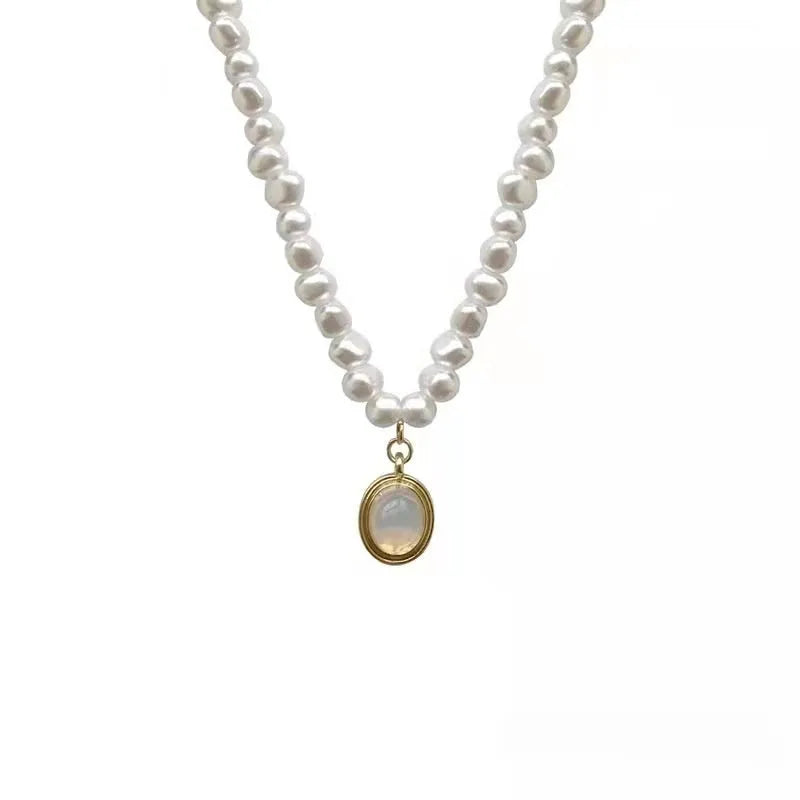 French Court vintage necklace with geometric pendant on adjustable 21-50cm chain
