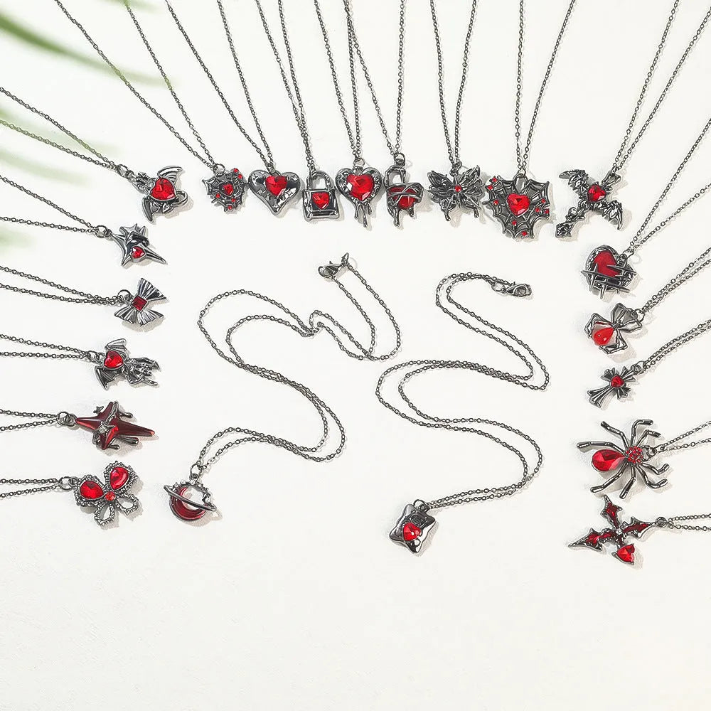 Halloween spider pendant necklace on regular chain, zinc alloy with electroplated blood moon colour finish, dark style