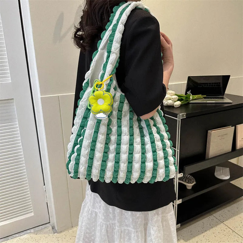 Women's pleated bubble shoulder bag in square vertical shape with three-dimensional pockets