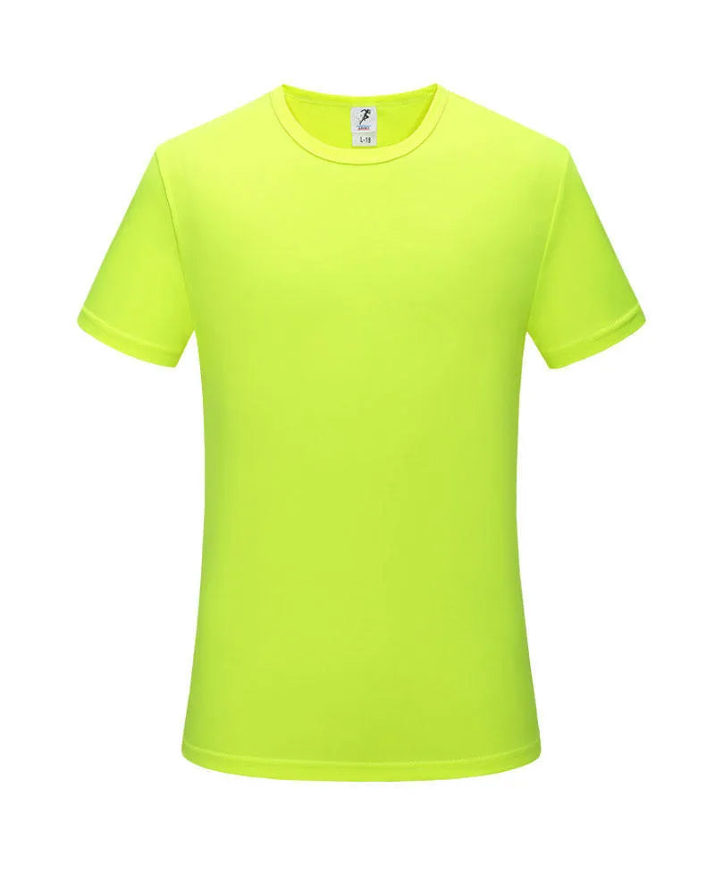Short-sleeved slim fit round neck T-shirt in a bright colour on a hanger