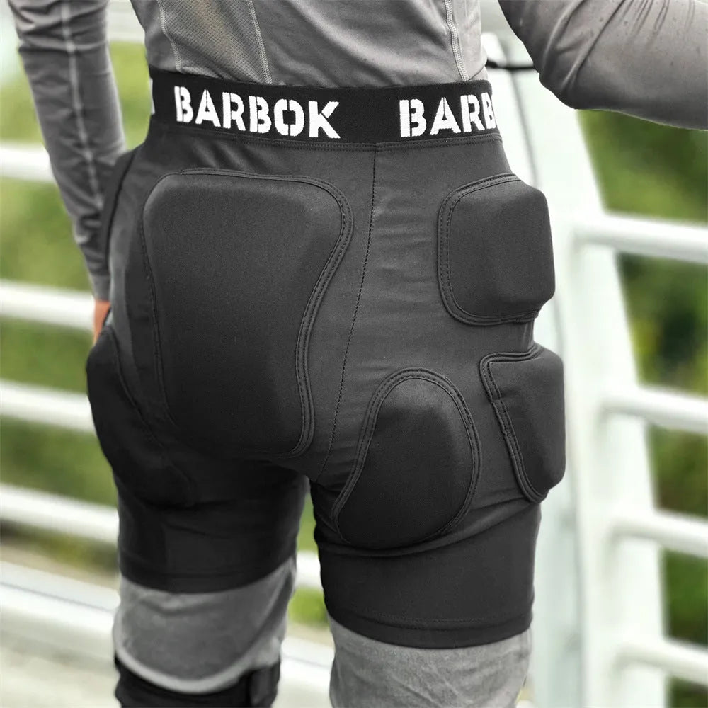 Black spandex hip protection pad with NBR foam for skating and skiing.