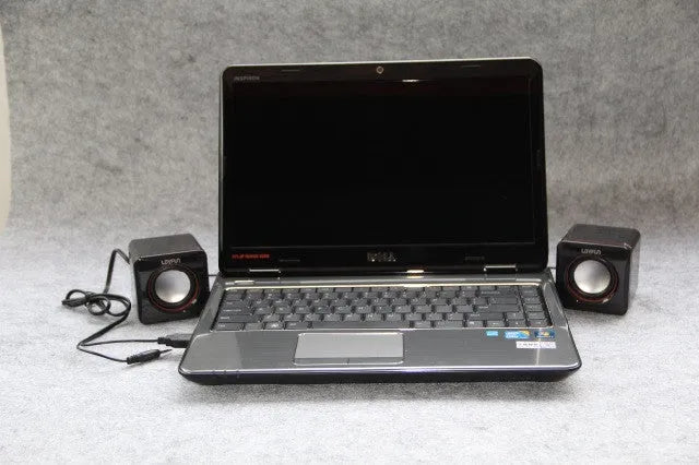 Small black square USB-powered computer speaker for PC 700B desktop systems