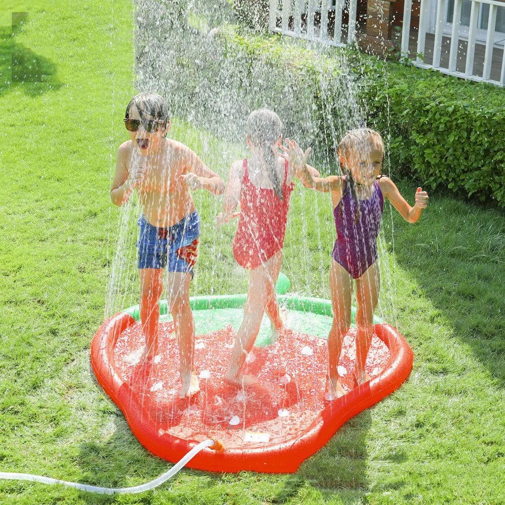 Children's water spray mat 170x170cm watermelon print on grass with water spray active