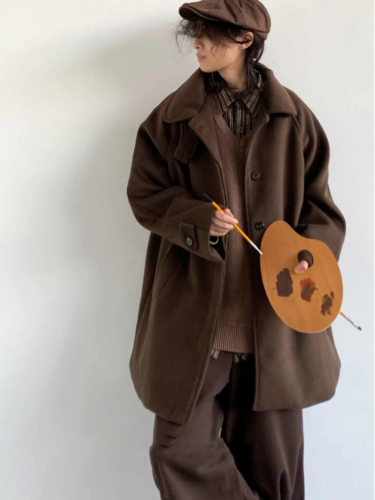 Men's brown woolen coat double breasted lapel mid-length loose fit long sleeve winter coat