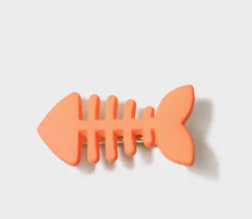Fishbone pattern plastic barrette with duckbill clip in minimalist candy colour