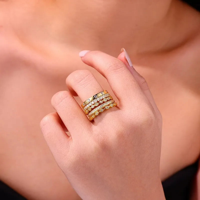 Golden Music wedding ring set with moissanite centre stone on gold-plated S925 silver band in gift box