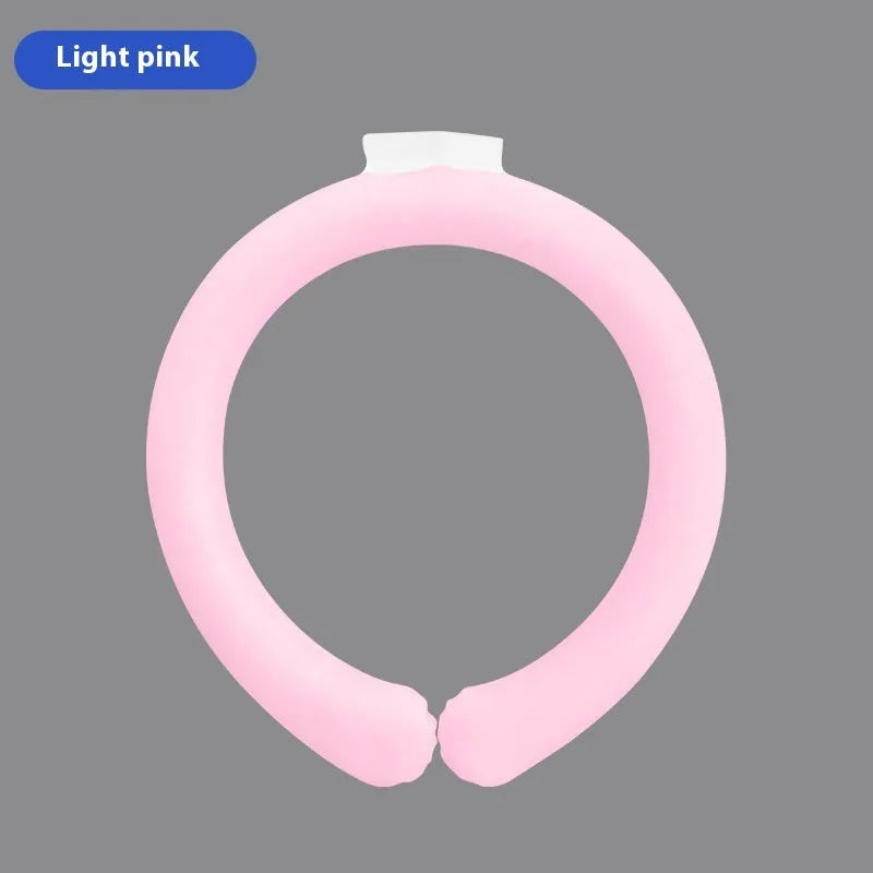 PVC cooling neck ice ring for outdoor sports in blue, showing neck-worn design for heatstroke prevention.