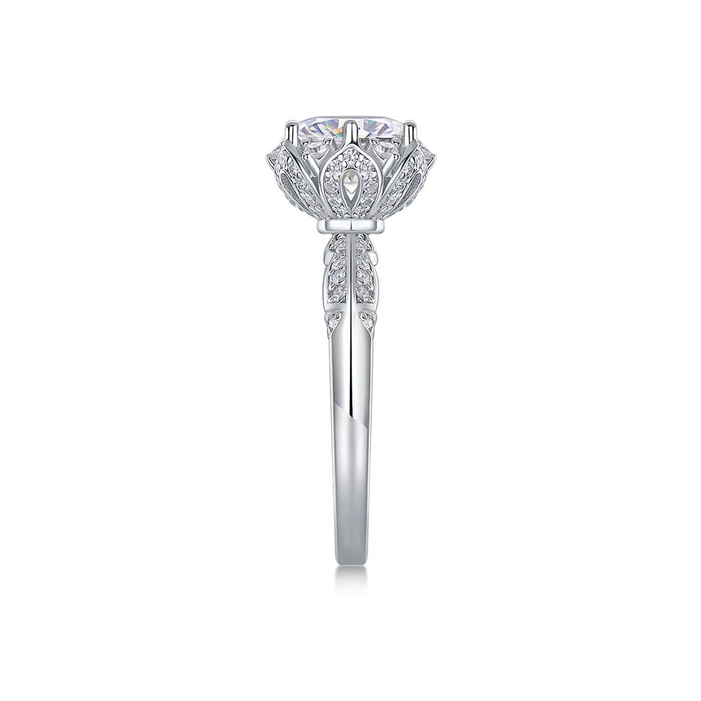 Life Theater 2 carat moissanite wedding ring set S925 silver platinum plated on white background