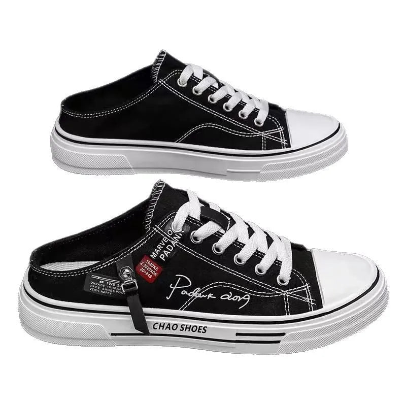 Canvas men's slip-on shoes in black or blue with round toe and injection moulded sole