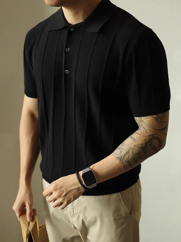Men's basic solid colour polyester T-shirt in black and white with loose fit styling