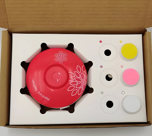 Red or green baby electric nail polisher with three grinding heads for newborn nail care