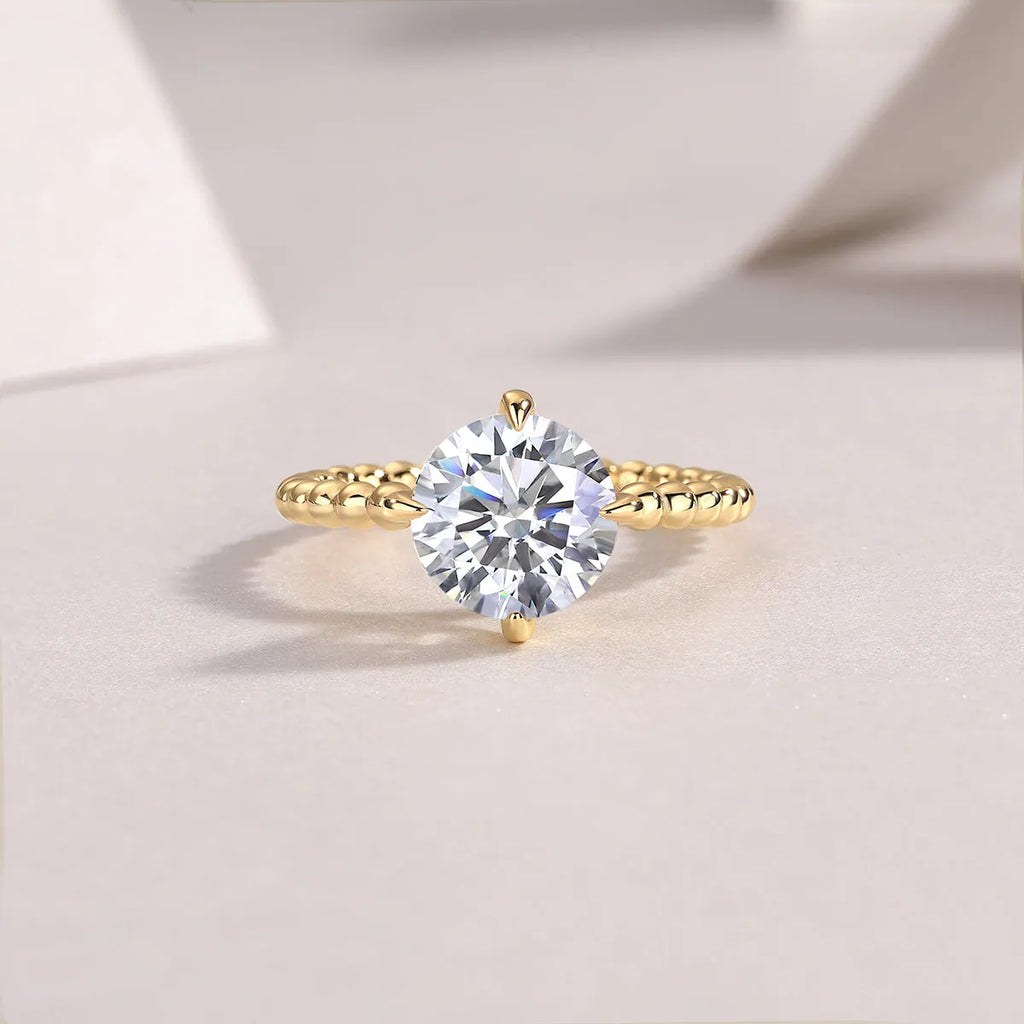 Forget-me-not wedding ring set with 3-carat moissanite in gold-plated S925 silver band on gift box