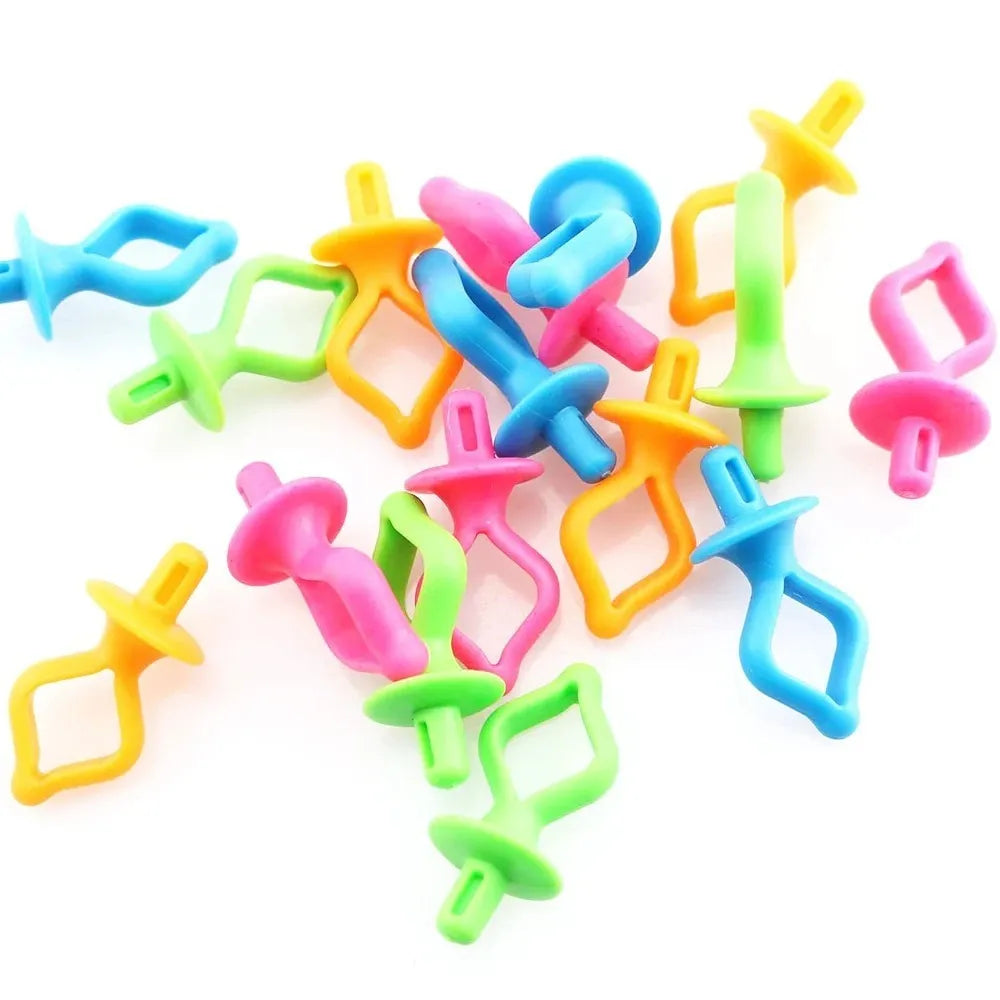Set of 20 silicone nipple bobbin core clips in random colour with plastic fixed clamp for anti-shedding thread storage